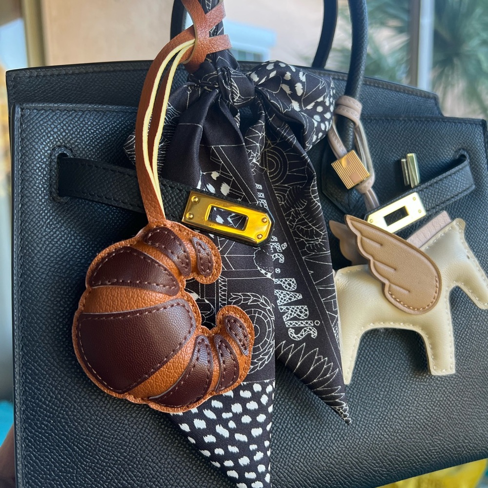 Croissant Bag Charm - CHOCOLATE BROWN - Picture 3 of 15